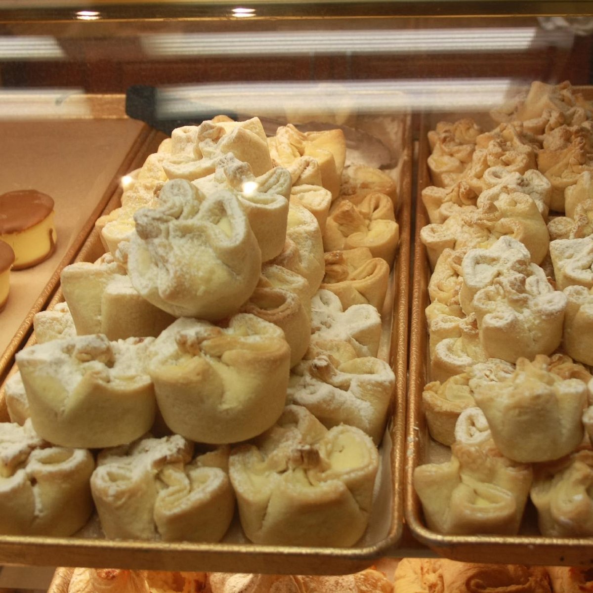 Couronnes au fromage chez Cheskie
